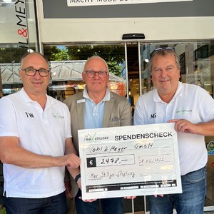 Spendenübergabe bei Vohl & Meyer Limburg